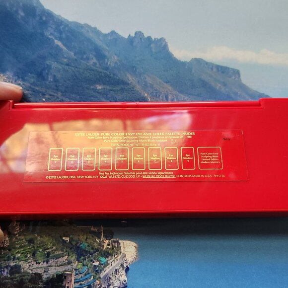 Estee Lauder Pure Color Envy Eye and Cheek Palette in Nude Eyeshadow - Picture 8 of 11